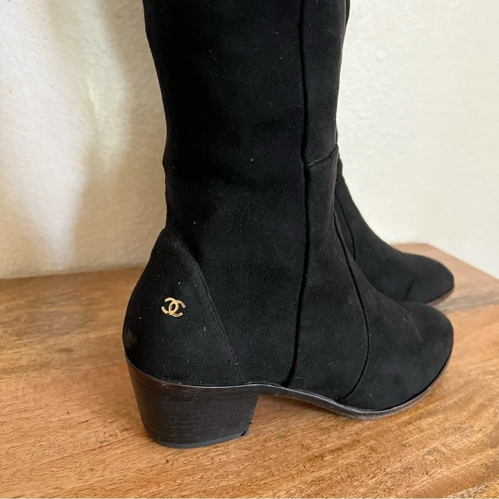 Chanel Black Knee High Heeled Boots Size 8